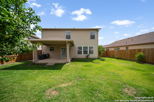 Listing photo id 23 for 7731 Cedar Farm