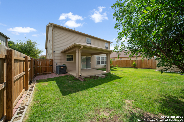 Listing photo id 24 for 7731 Cedar Farm