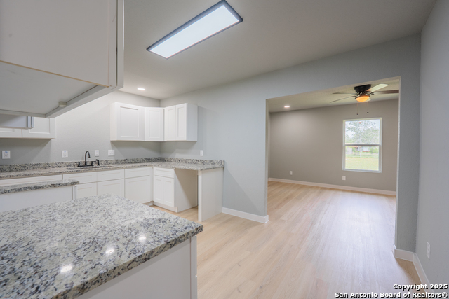 Listing photo id 14 for 234 Gaiety Ln