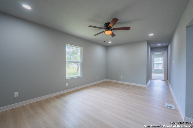 Listing photo id 17 for 234 Gaiety Ln