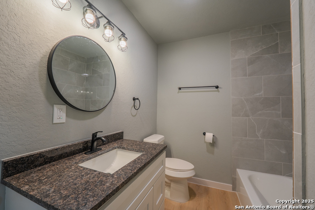 Listing photo id 33 for 234 Gaiety Ln