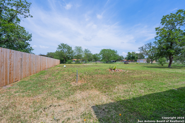 Listing photo id 39 for 234 Gaiety Ln