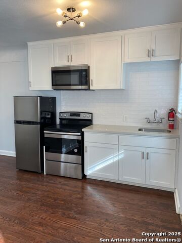 Listing photo id 1 for 152 Harrigan 6