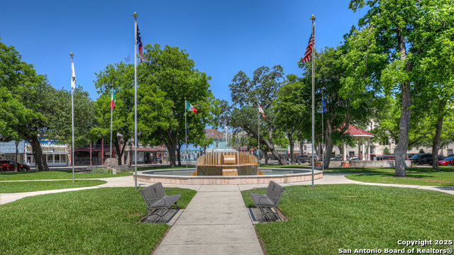 Image 19 of 27 For 1005 Seedling Lane