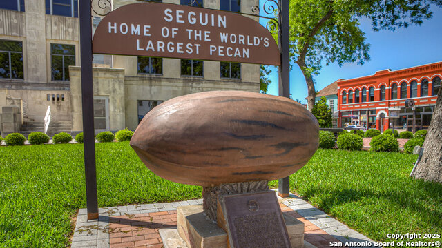 Image 22 of 27 For 1005 Seedling Lane