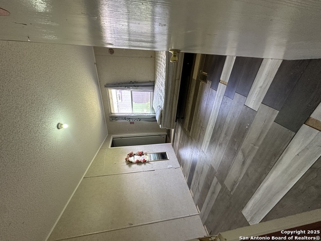 Image 11 of 15 For 754 Kayroe Rd