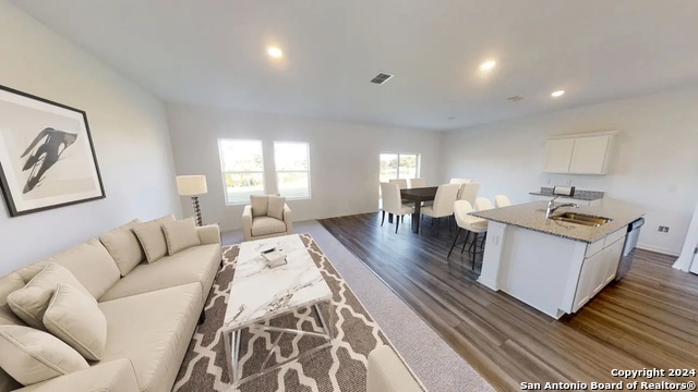 Listing photo id 2 for 831 Goodhart