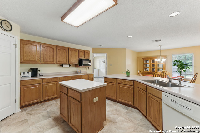 Image 16 of 52 For 1233 Oakcrest