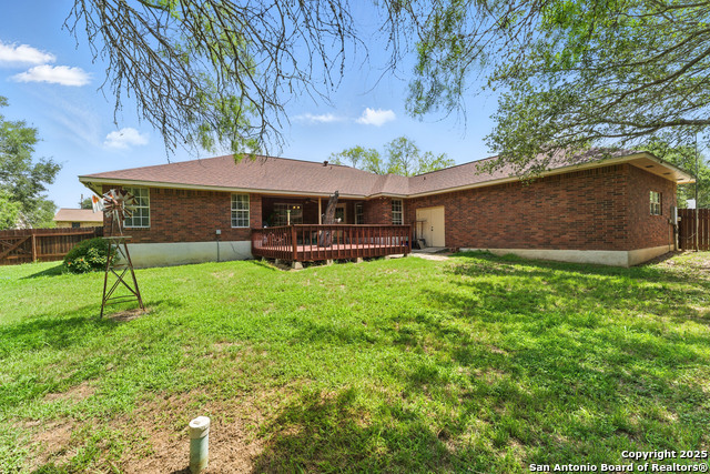 Image 2 of 52 For 1233 Oakcrest