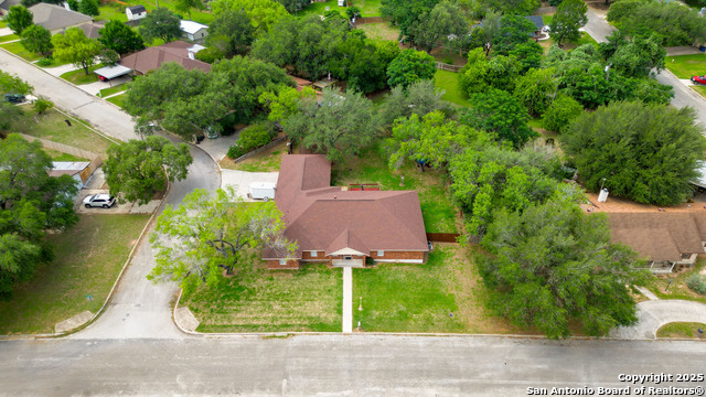 Image 9 of 52 For 1233 Oakcrest