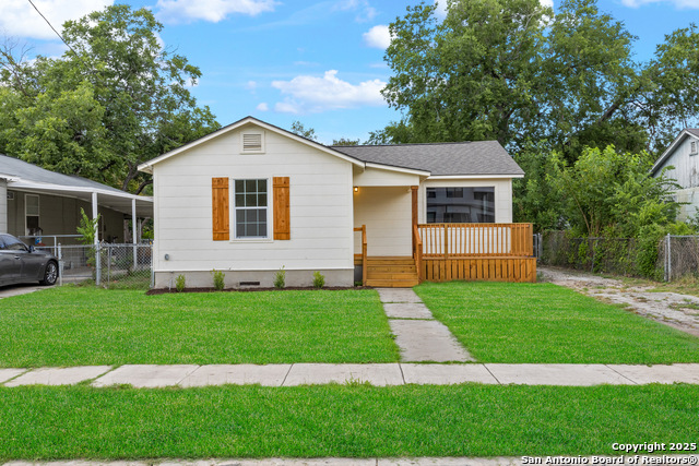 Image 4 of 35 For 114 E Mayfield