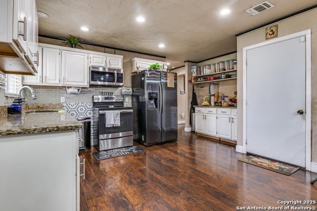 Image 12 of 25 For 2926 Lakeland