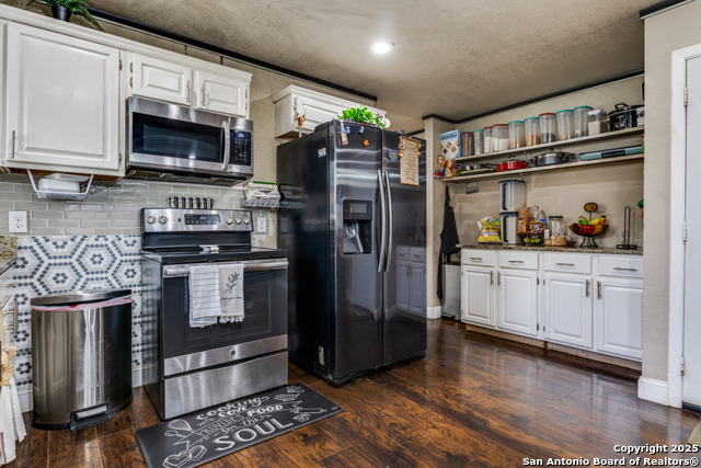 Image 14 of 25 For 2926 Lakeland