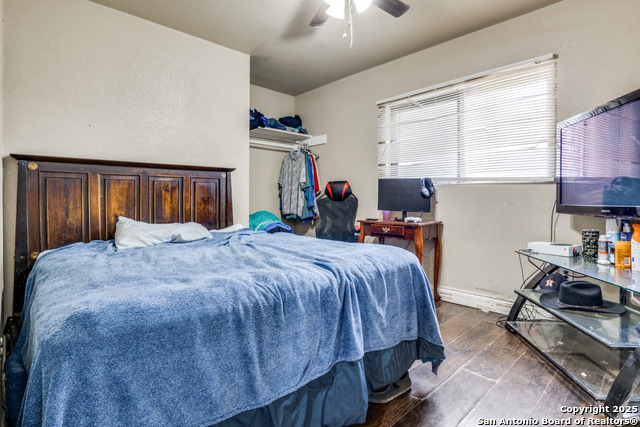 Image 21 of 25 For 2926 Lakeland