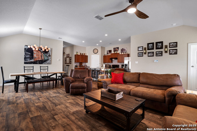 Image 12 of 36 For 5534 Coral Valley