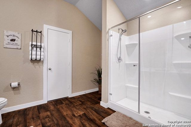 Image 22 of 36 For 5534 Coral Valley