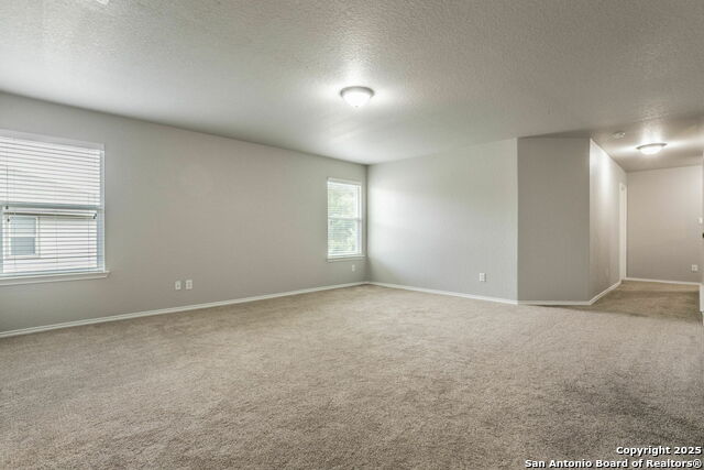 Listing photo id 24 for 7030 Plains Way
