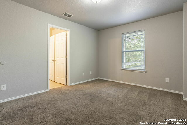 Listing photo id 28 for 7030 Plains Way