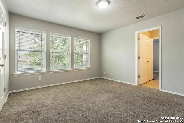 Listing photo id 32 for 7030 Plains Way
