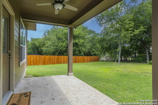 Listing photo id 3 for 7030 Plains Way