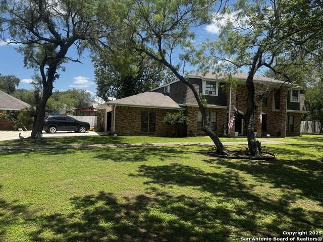 Image 2 of 18 For 6847 Pembroke Rd