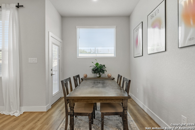 Image 11 of 32 For 8851 Oakland Rd Unit 10