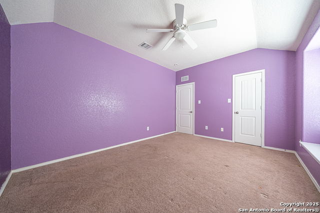 Listing photo id 20 for 10736 Gemsbuck Lodge