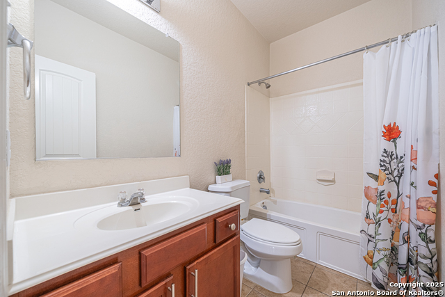 Listing photo id 21 for 10736 Gemsbuck Lodge