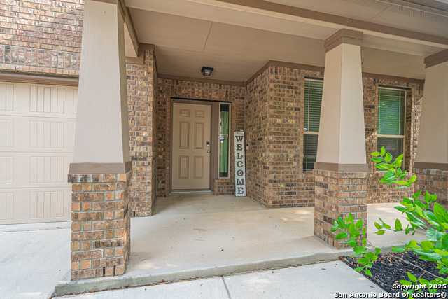 Listing photo id 1 for 10736 Gemsbuck Lodge