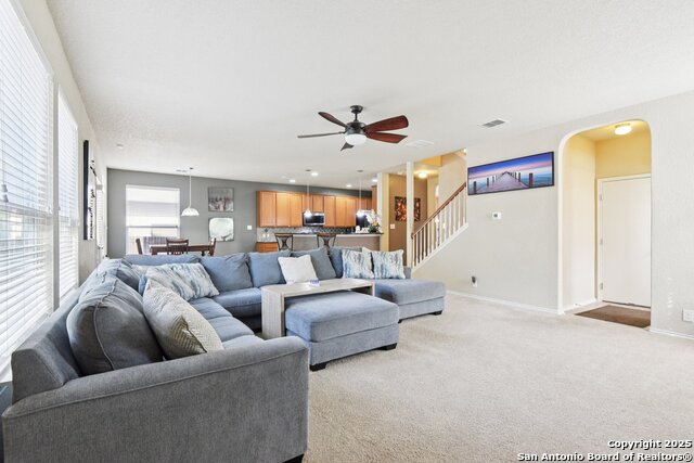 Listing photo id 9 for 21734 Seminole Oaks