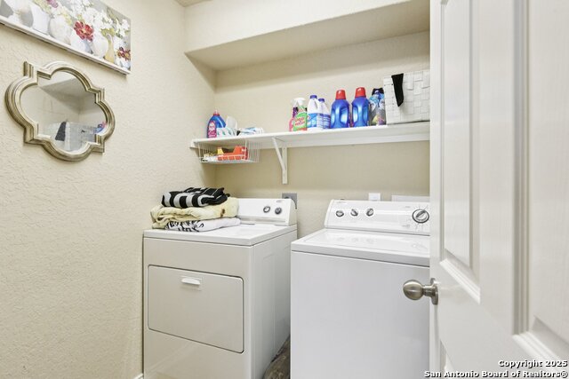 Listing photo id 11 for 21734 Seminole Oaks