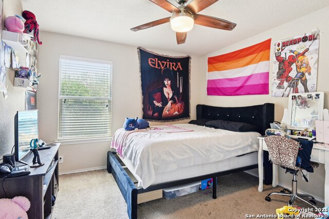 Listing photo id 12 for 21734 Seminole Oaks