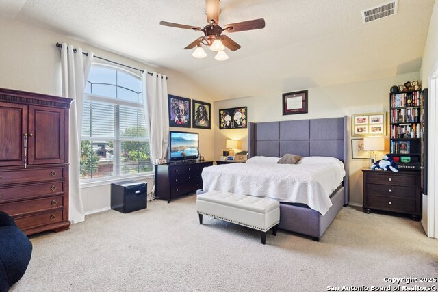 Listing photo id 17 for 21734 Seminole Oaks