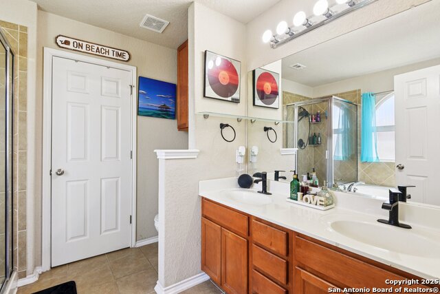 Listing photo id 19 for 21734 Seminole Oaks