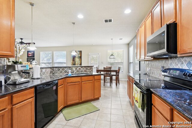 Listing photo id 5 for 21734 Seminole Oaks