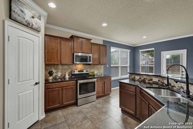 Listing photo id 16 for 2330 Broken Wheel Ln