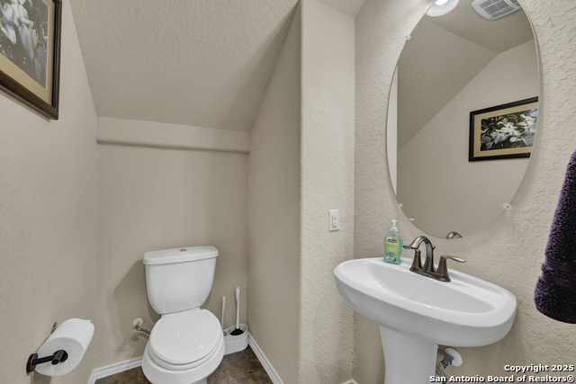 Listing photo id 22 for 2330 Broken Wheel Ln