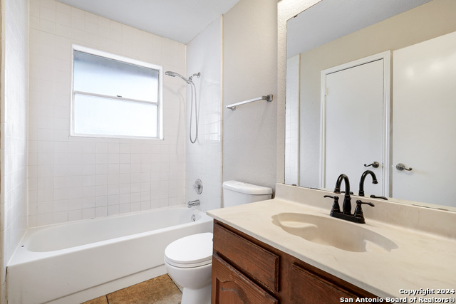Image 21 of 26 For 9503 Elm Gln