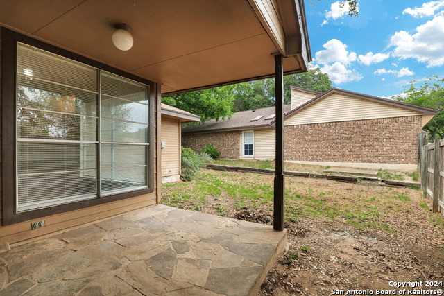 Image 23 of 26 For 9503 Elm Gln