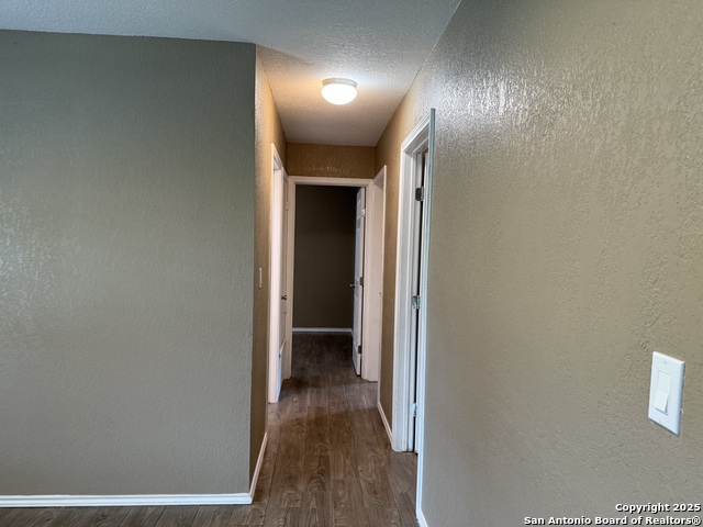 Image 23 of 28 For 6722 Spring Hollow