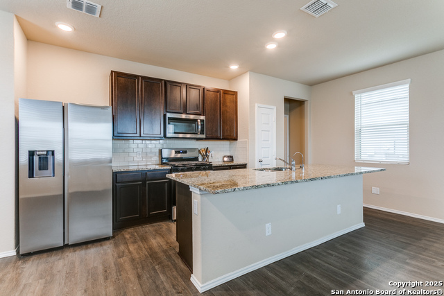 Image 9 of 28 For 5042 Sandstone Way