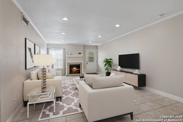 Details for 7711 Callaghan  Apt 6, San Antonio, TX 78229