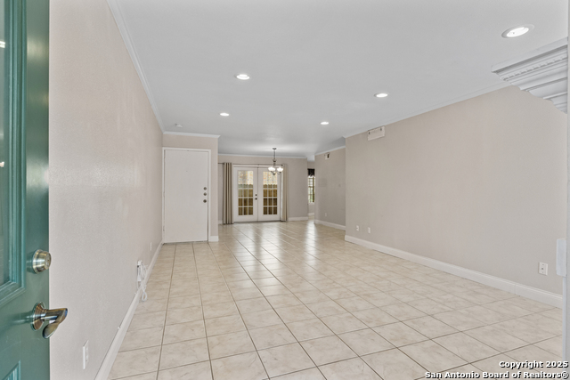 Image 4 of 37 For 7711 Callaghan  Apt 6