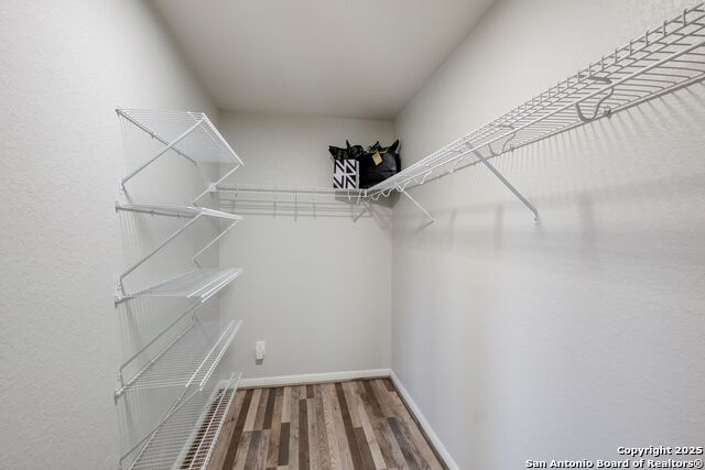 Image 16 of 29 For 2239 Hawk Dr.