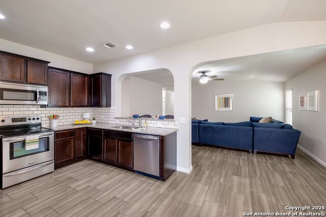 Image 9 of 29 For 2239 Hawk Dr.