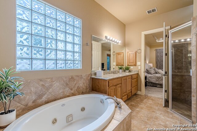 Image 16 of 29 For 16006 Huebner Bluff N