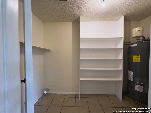 Image 12 of 34 For 5327 Kenton Crest