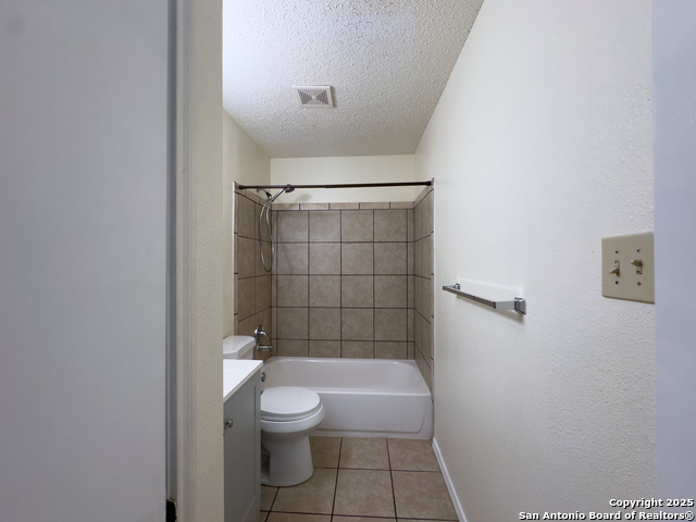 Image 27 of 34 For 5327 Kenton Crest