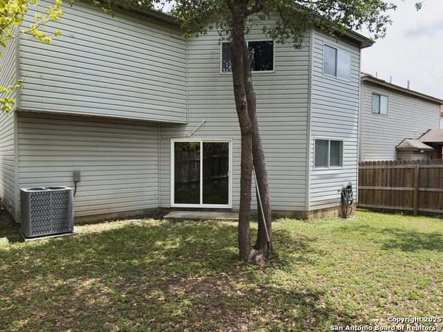Image 33 of 34 For 5327 Kenton Crest