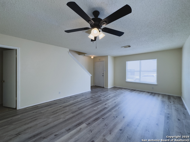 Image 8 of 34 For 5327 Kenton Crest